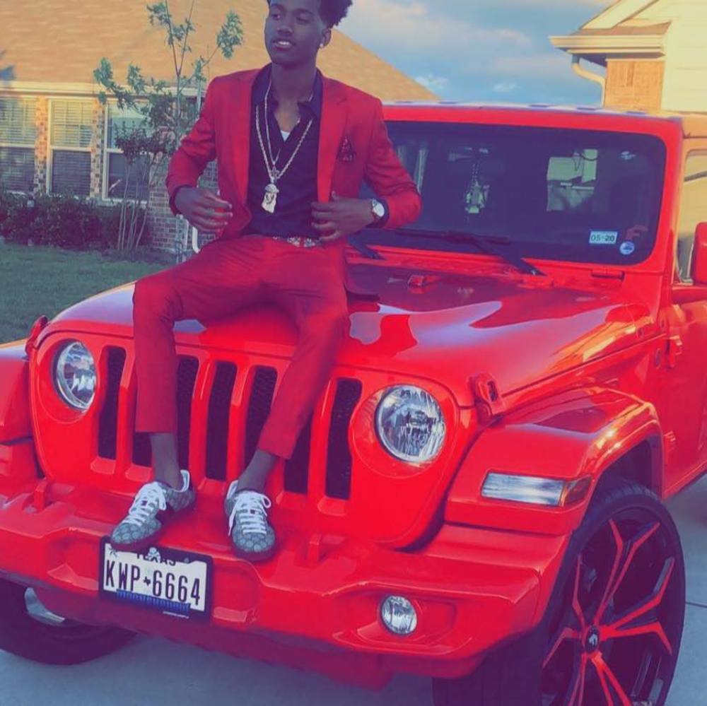 Meet your Posher, Ray